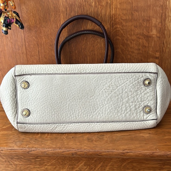 Rare! Coach Hampton Book Tote in cream with Dark Brown Pebbled Leather Details. - Picture 7 of 8